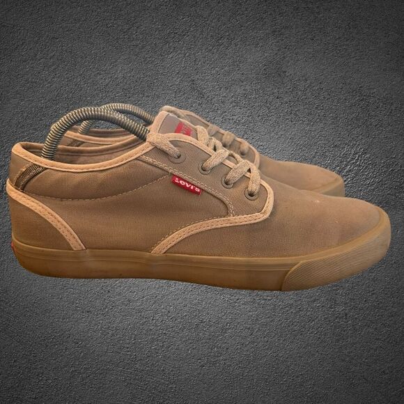 Levi’s tennis shoes Men’s size 9 Gray sneakers - Picture 1 of 9